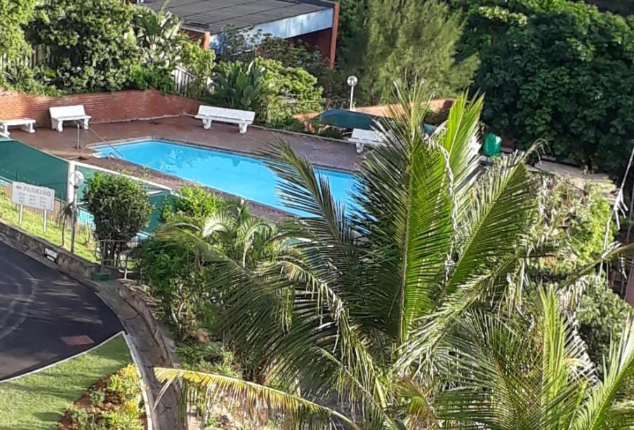 511 Umdloti Resort Beachfront 1Bed Self Catering Apartment Sea View Экстерьер фото