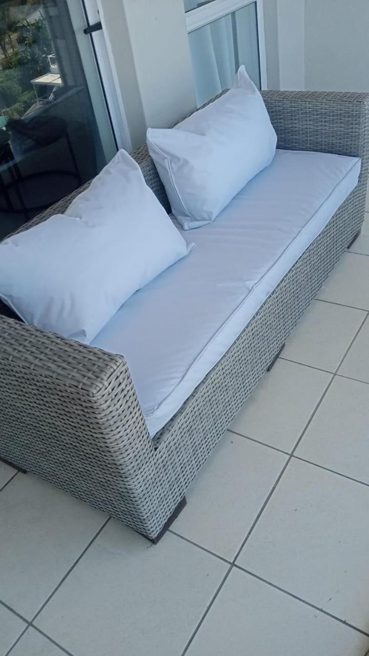 511 Umdloti Resort Beachfront 1Bed Self Catering Apartment Sea View Экстерьер фото